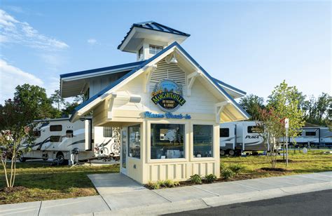 Margaritaville campground pigeon forge. Camp Margaritaville Amenities. Pool Recreation Area with a Double Loop Water Slide and Kid’s Zone. Lazy River (Seasonal) Pickleball Courts. Hot Tub and Fire … 