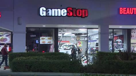Margate Parks and Recreation truck slams into GameStop after colliding with Mustang; 7 hospitalized