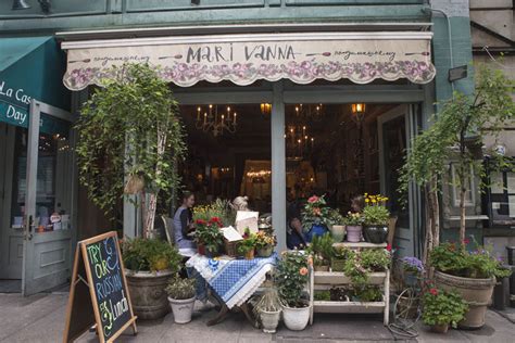 Mari vanna manhattan. Mari Vanna The concept of Mari Vanna has not changed since it opened in 2009 and that is the secret to its success. The visually striking décor, food, aromas, accordion playing gaiety offers a ... 