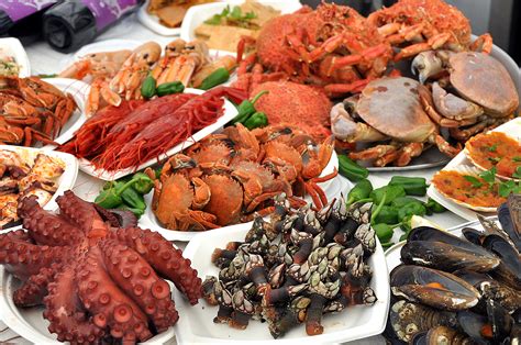 Mariscos. Mariscos Fisheries was established in 1981 and have grown in leaps and bounds. Our product offering encompasses a wide variety of frozen fish and seafood, as well as … 