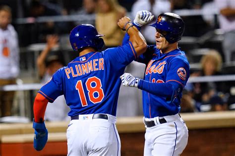 Mark Canha, Omar Narvaez power the offense, Tylor Megill earns the win as Mets beat Marlins 6-2