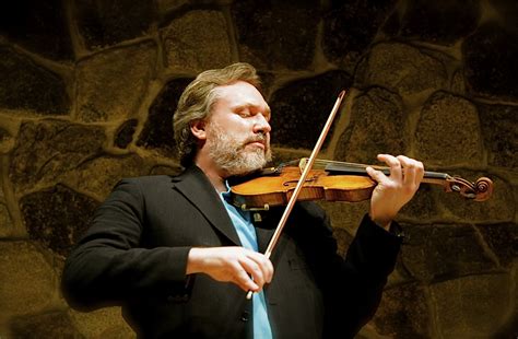 Mark o connor. Mark O'Connor is an astonishingly versatile American violinist and composer who has had exceptional success melding various genres of music -- country and bluegrass, jazz, and classical -- into his own unique style and voice. Since emerging in the mid-1970s, he has won multiple Grammy Awards, composed nine influential concertos, … 