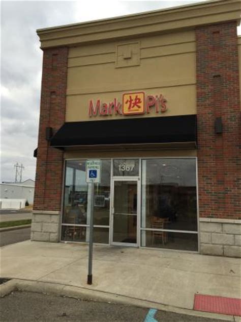 Mark PI'S Express. Tourists like Chinese dishes at this restau