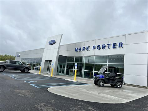 Mark porter ford. The new Ford Expedition will come equipped with a standard EcoBoost Engine, Auto Stop-Start Technology, and optional Heavy-Duty Engine Radiator. See leasing options and … 