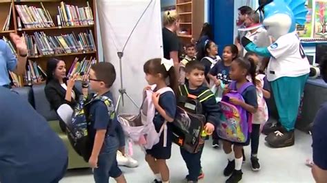 Marlins wrap up back-to-school supply distributions at Kensington Park Elementary in Miami
