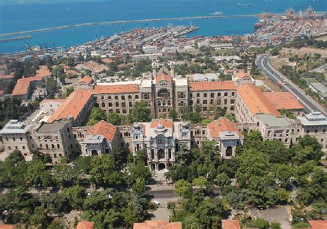 Marmara üniversitesi hukuk fakültesi nerede harita