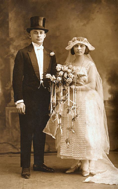 Marriage in the 1920s. Things To Know About Marriage in the 1920s. 