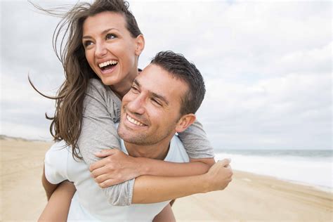 Married happy marriage. Here are 9 proven signs of a happy, healthy marriage to look for in your relationship. 1. You had an extravagant wedding celebration. Research shows that couples who elope are 12.5 times more ... 