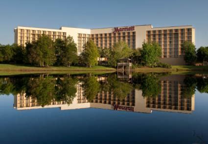 Marriott Orlando Airport Lakeside (Dist. To Airport .5 Mi) - Cheap ...