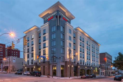 9. Discover Residence Inn Wilmington Landfall by Marriott, a hotel near downtown Wilmington, NC. Enjoy family fun at Jungle Rapids, relax at Wrightsville Beach or play a round of golf, then retire to spacious suites in our downtown Wilmington hotel. . 