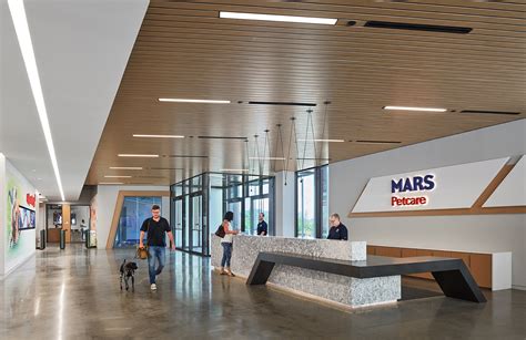 To meet this growing demand, Mars Petcare will invest $145 million to expand its manufacturing facility located in Fort Smith, Ark. Arkansas Governor Asa Hutchinson joins Mars Petcare and city and .... 