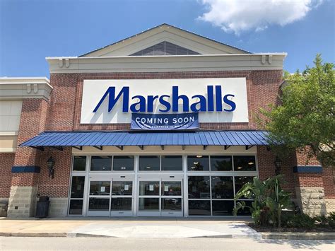 3 reviews of The Marshall "I had a tour and I was completely amazed at how nice this place is and how friendly the people working there treated me. My tour guide Ryley did a fantastic job showing me around and making me feel so welcomed. Can't wait to move in!!"