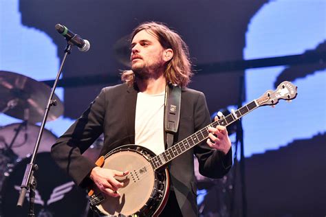 Marshalls winston. NEW YORK, New York - Musician Winston Marshall says he has no regrets leaving the folk rock band Mumford & Sons and the exhilarating experiences that came with it in order to speak more freely ... 
