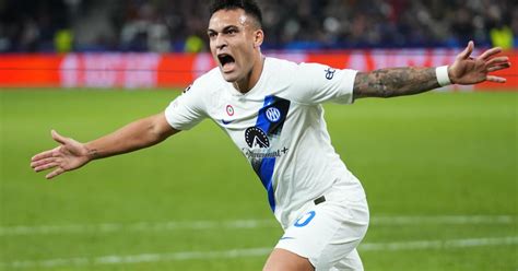 Martínez comes off the bench to fire Inter into last 16 of Champions League with 1-0 win at Salzburg