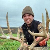 Martin funeral home waukon.  Jeremy Donald Engrav, born Janet B.  Call us 24...