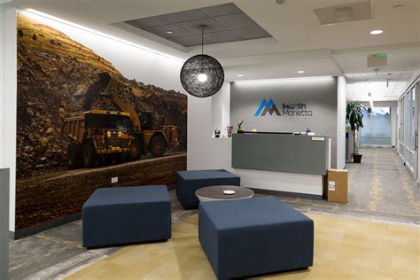 Martin Marietta | 45.631 seguidores en LinkedIn. A member of the S&P 500 Index, Martin Marietta employs more than 8,500 employees at operations spanning 28 states, Canada and the Bahamas. A leading supplier of aggregates and heavy building materials, dedicated teams at Martin Marietta supply the resources for the roads, sidewalks and foundations on which we live. At Martin Marietta, we are ...