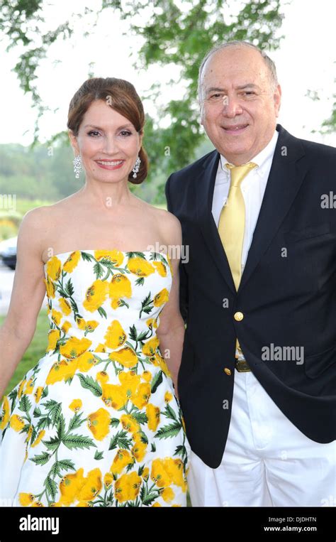 Martin shafiroff net worth. New York philanthropist and author Jean Shafiroff, and her husband, vice chairman of wealth management and investment banking firm Stifel, Martin Shafiroff, hosted over 100 guests at their beautiful Southampton home on Friday night (7/16) at the launch reception for the Stony Brook Southampton Hospital’s 63rd Summer Party, which … 