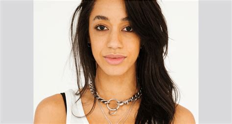Martine ali. Mar 23, 2023 · Chicago born, NYC-based designer Martine Ali launched her appellative jewelry brand in 2010, sharing ‘iconic chain-based jewelry and accessories.’. The brand specializes in chain jewelry; a collection of Cuban-link wallet chains and chokers, bracelets that feature dog tags and toggle clips, and oval-link Gunnar chain belts. 