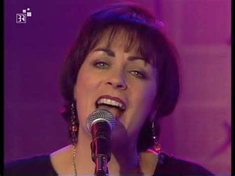 Mary Black - Live in Bremen 1996 - YouTube