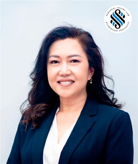 Mary Nguyen  Surabaya