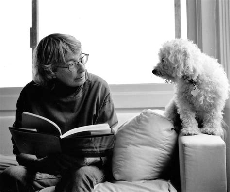 Mary Oliver  Quito