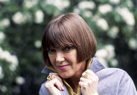 Mary Quant, miniskirt designer who swung the 60s, dies at 93