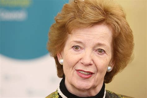 Mary Robinson Facebook Surat