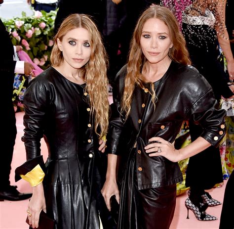 Mary kate and ashley olsen. Mary-Kate and Ashley Olsen's Life in the Spotlight, from 'Full House' to Now. A complete guide to the famous sisters' lives as actresses turned designers as they celebrate turning 36 