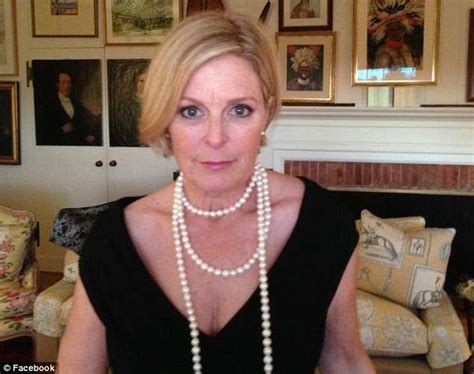 Mary louise piccard. Steve Bannon’s ex-wife, Mary Louise Piccard Biography: Age, Net Worth, Siblings, Children: Mary Louise Piccard is an investment banker and the ex-wife of prominent American media executive Steve ... 