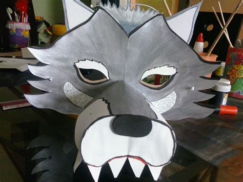 Mascara de lobo feroz  Ideas creativas para una mascara de lobo - Pinterest
