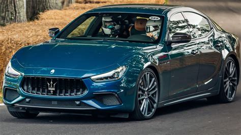 Jul 12, 2023 · The new special edition Maserati Ghibli 334 Ultima has a 207 mph top speed, making it the fastest internal combustion sedan. This special version of the Ghibli is about to be the fastest internal ... 