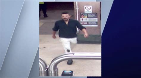 Mass Transit Detectives search for man accused of walking on Red Line tracks in Wrigleyville