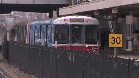 Mass. lawmakers pushing for free rides on the MBTA