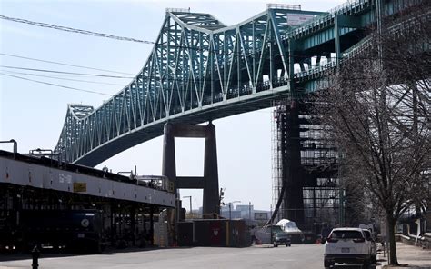 MassDOT addresses toxic lead paint chips falling from Tobin Bridge in Chelsea