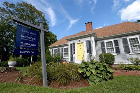 Massachusetts home prices hit record high for July