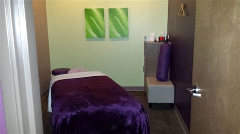Massage Envy located on Delano Court in South Loop, Chicago, was a welcoming respite on a cold day in October! Miriam was excellent! Highly skilled, professional and …. 