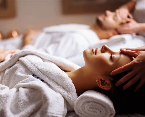 Massage for couples. A couples massage is a shared experience designed for two people where each person involved receives a relaxing massage from a therapist. The massages are provided at the same time, in the same private room, but in different massage beds (one per person). 