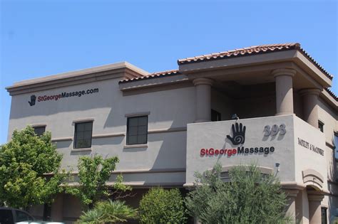 Massage st george utah. 50 Minutes, $140; with 25 Minute Massage, $190. A nourishing herbal blend that provides gentle exfoliation, purification and skin soothing properties with yogurt, honey, ashwagandha, fennel, rosebud and amalaka herbs. A scalp massage is performed as the herbs reduce inflammation, balance the body and support the immune system. 