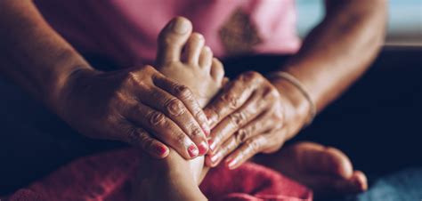 Massage therapists ease the pain of hospice patients — but aren’t easy to find