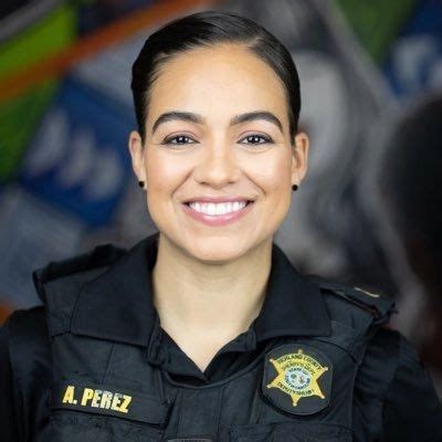 Shoutout to Master Deputy Addy Perez. With the way she handled the gentleman that was a veteran at the hotel last night. The manger wanted him trespassed since he was asking for room money but he’s obviously fallen on hard times. Addy treated him with respect, listened to him, and got him a ride home. Not every cop would have handled that the ...