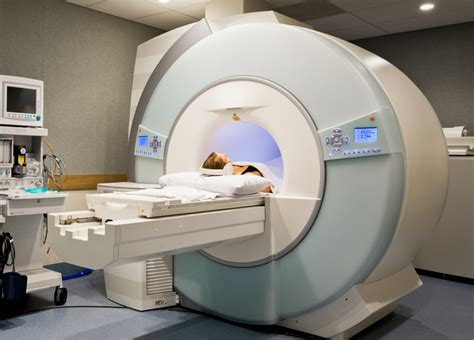Master mri. Functional MRI (fMRI). Functional magnetic resonance imaging (fMRI) measures the small changes in blood flow that occur with brain activity. 