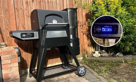 Model # MB20040220 Store SKU # 1001526672. With the Gravity Series 560 Digital Charcoal Grill plus Smoker by Masterbuilt, you can smoke, grill, sear, bake, roast and so much more. Set the temperature on the digital control panel or your smart device and the Digital Fan maintains the desired cooking temperature.. 