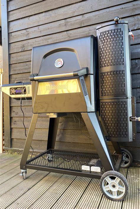 Masterbuilt gravity series 560 review. Jul 4, 2020 ... Masterbuilt Gravity Series 560 Digital Charcoal Grill | Impressions and Burn Off! What do you get when you use the fan technology of a ... 