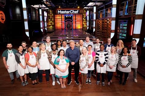 Masterchef usa. S13 E5 · MasterChef USA: United Tastes of America. The top 20 chefs enter the kitchen, and each contestant must create a state fair-inspired dish. S13 E6 · MasterChef USA: United Tastes of America. The remaining chefs have their first Mystery Box Challenge - apples! S13 E7 · MasterChef USA: United Tastes of America. The chefs face their first … 
