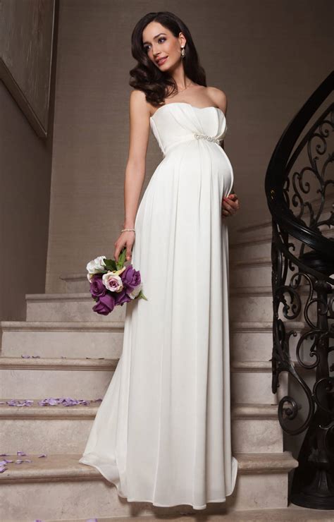 Maternity bridal gowns. When it comes to finding the perfect mother of the bride gown, style and sophistication are key. After all, you want to look your best on your daughter’s special day. For a timeles... 