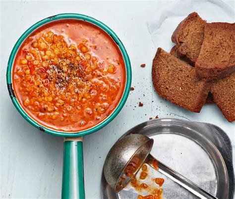 Matig tomat-  samt linssoppa.