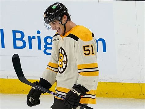 Matt Poitras “sticking around” with Bruins