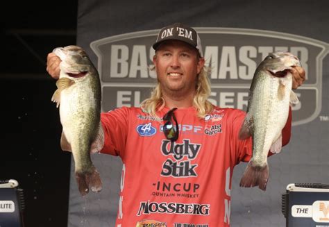 The weather was almost as good as the fishing, with 16 bags over 20 pounds hitting the scales on the warm, calm April day. Of the 103 anglers competing, 97 limits were recorded and every angler caught at least two bass. Robertson has spent some time on the central South Carolina reservoir in the past, but most of those days were in winter.. 