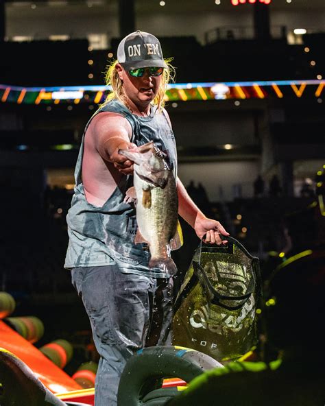  Endorsed by big-time personality and Bassmaster Pro, Matt Robertson, the On 'Em Fishing hat has become the unofficial lid for the proper bassin' man. With On 'Em Fishing, you can stare down the competition in style and let them all know that you're On 'Em and ready to yank 'em and tank 'em on derby day. Follow ON'EM Fishing. . 