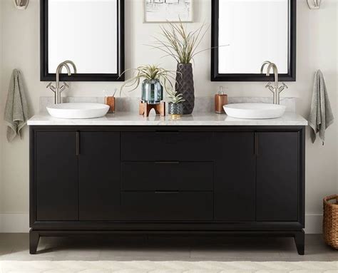 Matte Black Style: How to Use the Look in Your Bathroom Design